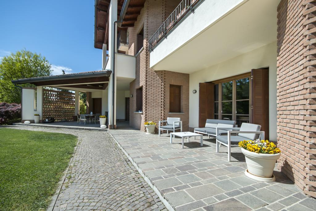 Casa Ceruti Panzió Villa Guardia Kültér fotó
